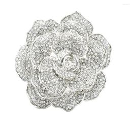 Broches PD BROCHE Driedimensionale opengewerkte high-end rozenjurk delicate grote vlinderspelden voor dames