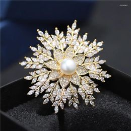 Broches Perle Flocon De Neige Broche Cuivre Micro-set Zircone Pin