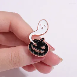 Broches Punk Halloween Pumpkin Ghost Ematel Pins Spooky Boo Funny Metal Badge Shirt Cold Collit Decorative Jewelry Gift For Friends