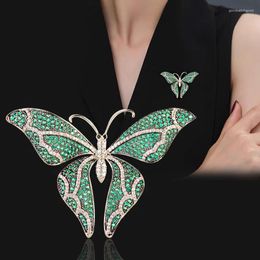 Broches Retro colorido mariposa lujo cobre ramillete Cheongsam abrigo accesorios de moda Pin joyería de boda femenina