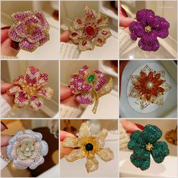 Broches rétro flocon de neige Rose fleur pour femmes, coloré, luxe, zircone cubique, costume, accessoires pour vêtements, bijoux, cadeau de mariage