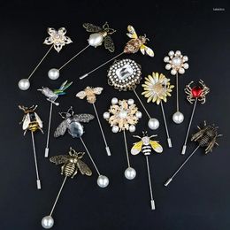 Broches Retro Vintage Insecto Bee Broche Pin Buff de Bufanda Button de perla Camisa de aguja larga Regalos para mujeres Accesorios