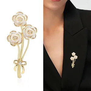 Broches en strass pour femmes, fleur de Rose, Bouquet élégant, épingles à revers avec nœud papillon, Badge de fête de mariage, bijoux quotidiens