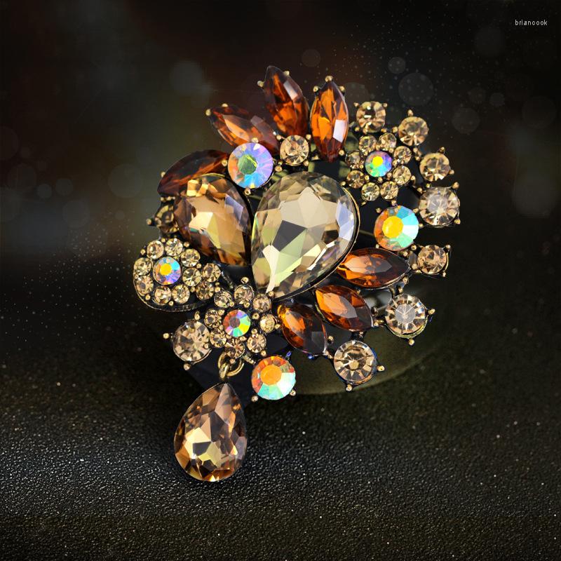 Brooches Rhinestone Waterdrop Brooch Women Girls Jewelry Exquisite Vintage Crystal Water Drop Luxury Badges Party Wedding Accessories