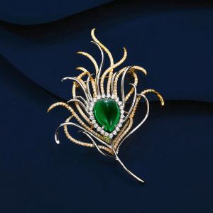 Broches SUYU Luxe Mode Koperen MicroSet Zirconia Emerald TwoColor Pauwenveer Broche Pak Accessoires