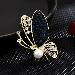 Broches SUYU printemps et été Simulation perle papillon broche Corsage vêtements accessoires