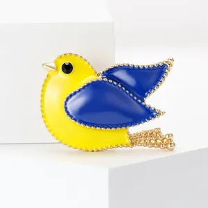 Broches style unique en émail paix pour femmes unisex ukraine bleu jaune épingles de bureau de fête des cadeaux amis accessoires