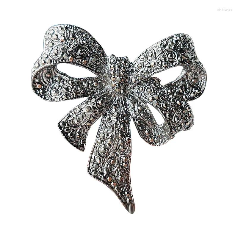 Spille Vintage Nero Lega di Metallo Strass Perla Fiore Fiocco Spilla Spilla Per Donna Uomo Abbigliamento Abito Accessorio Ufficio Festa Gioielli Regalo