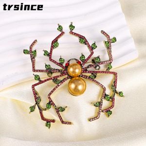 Broches Vintage Collection Pearl Openwork Spider Broche Luxe Rhinestone Leaf Insect overdreven grote maten Pin Corsage