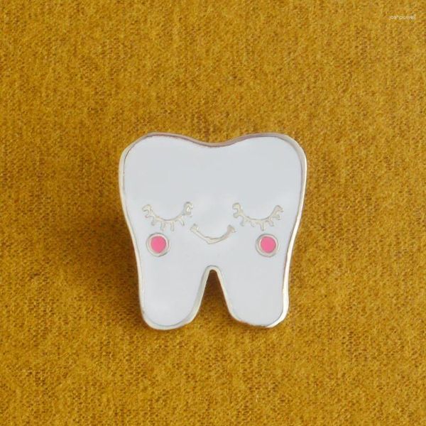 Broches White Cartoon Smile Dientes de dientes personalizados Lindos accesorios de joyas divertidas Regalos para niños Pins de mochila caída