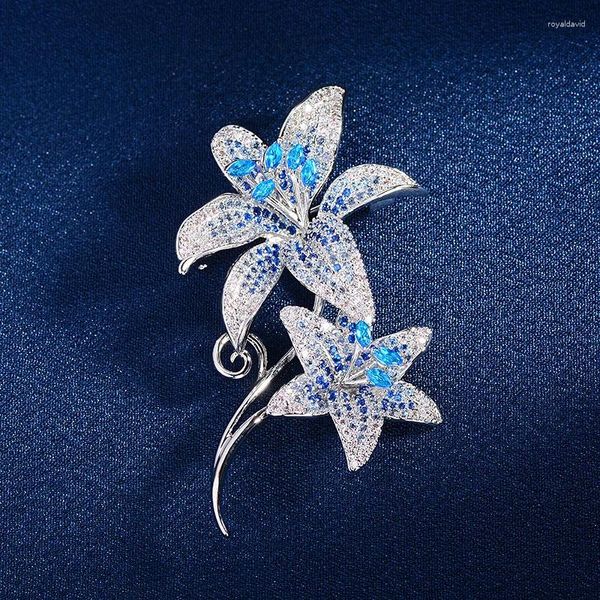 Broches de invierno de alta gama Lily de lujo con incrustaciones de circón temperamento traje abrigo ramillete ropa accesorios exquisitos Pin regalo