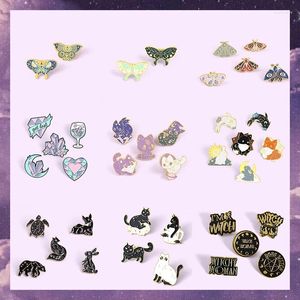 Ensemble de broches de sorcière en émail, cristal violet, croissant de lune, Triple déesse, Badges noirs foncés, bijoux gothiques de sorcellerie, vente en gros