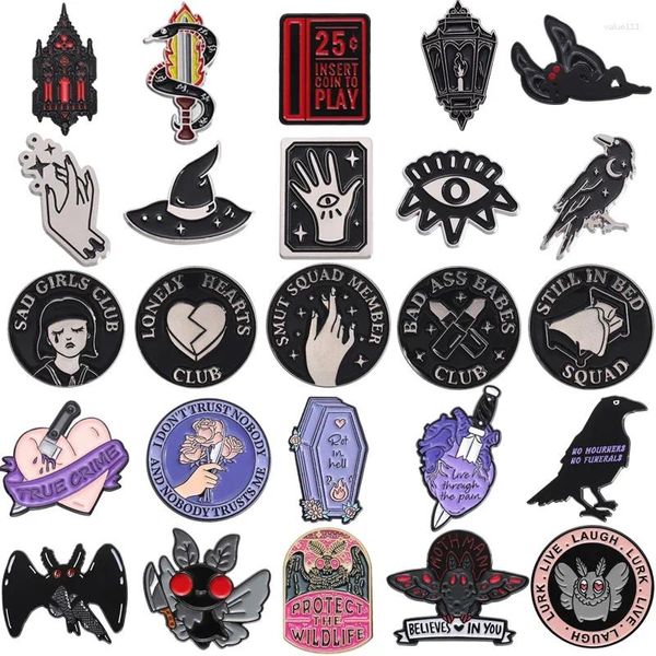 Brooches Wizard Punk Mothman Emais Email Gothic Crow Coffin Vampire Bat à revers Badge Halloween Bijoux en gros cadeau