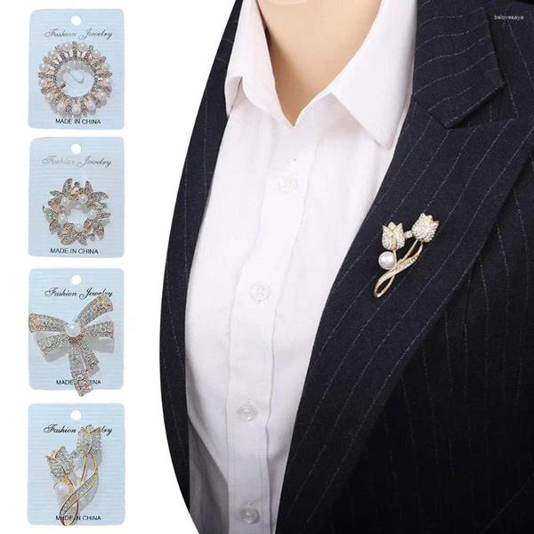 Broches Femmes châle Clip écharpes Fixer cristal en soie écarf bijoux mariage classique broche broche broche femelle buc x9i7