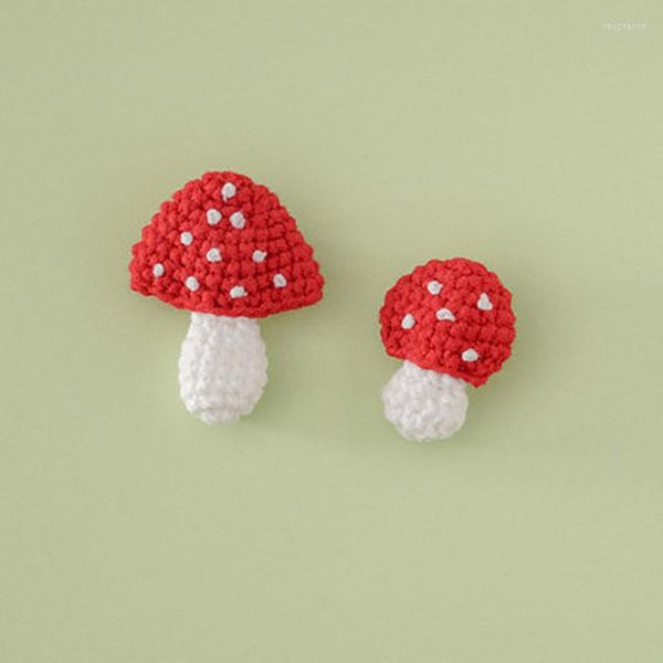 Broches ZHEN-D Crochet fait à la main mignon champignon tricoté à la main coton laine broche belle broche vêtements casquette toile sac feuille décoration