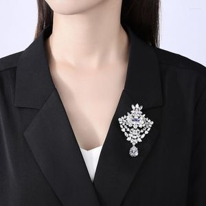 Broches Zircon pour femmes exquis romantique mariage mariée bijoux broche broche saint valentin cadeau robe manteau accessoire HQ2031