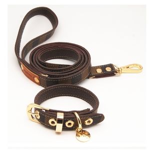 Bruin blokhond set kraag leiband ketting hanger gratis hoge kwaliteit geschenkdoos zachte lederen hond huisdier halsbanden leidt accessoires 210712
