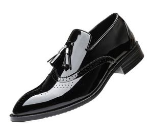 Zapatos de hombre de piel de vaca marrón, azul y negro, estilo Ropa de Trabajo, punta redonda, suela suave, moda de boda, Oxfords para hombre