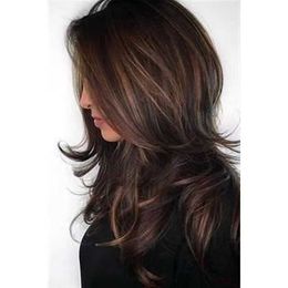 Brunes Brown Womens Butted Wigs européen Highlights Couleurs de gradient Long et American Fluffy Pear Blossom Dyé Longueur Moiffure droite