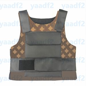 Brown Flowers Letters Tactical Vests Fashion Leather Protective Vest Outdoor Hunting Cycle Waistcoats Womens Mens Vintage Tanks