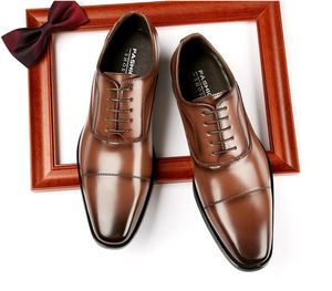 Bruine mannen lederen jurk echte schoenen mocassins 2024 oxford zwarte mannen designer loafers schoenen mannen klassieke hoogwaardige trouwkantoor formele schoenen