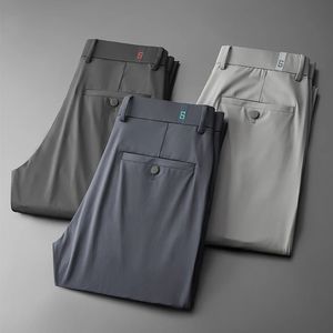 Browon Ice Silk Casual Pants Men Lente en zomer Mid rechte dunne adembroek Comfortabel licht Elastische losse broek 240325
