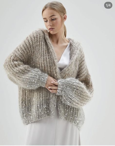 Brunel Women's Sweater Designer Cardigan Marque de luxe Pull tricoté 2023 Nouveaux vêtements de haute qualité Pulls pour femmes Cardigan à capuche à paillettes Cadeau de Noël