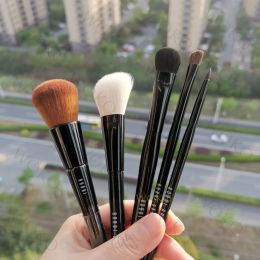 Brosses BB 5pcs Makeup Brushes Set Full Coverage Touch Up Face Cream Blush Powder Brushadow Eyeshadow Sweep Eye Douner Cosmetic Brush