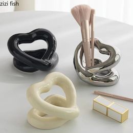 Porte-brosse à dents en céramique porte-dentifrice créatif en forme de coeur coiffeuse maquillage brosse support de rangement fournitures de salle de bain