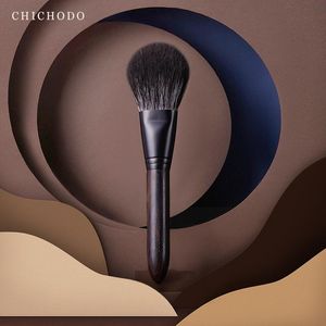 Brochas CHICHODO Brocha de maquillaje Serie de pintura de tinta Brochas de maquillaje de pelo de animal superior Brocha para polvo de piel de zorro negro Cosmético de belleza facial J315