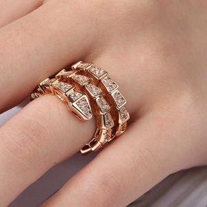 BU Anneaux de conception personnalisée Ring High Version Jewelry Zircon Ring Womens Non FADING Full Diamond Double Snake