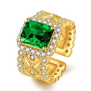 BUCCE -merkontwerper Ring Tiktok Hot Emerald Ring Fashion Buchirati Ring Gold Polated Green Diamond Checker Volledige diamantring Open Index 4076