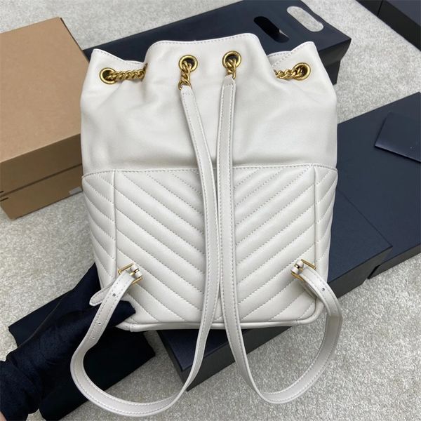 Bolso de cubo Mochila de cuero con corazón acolchado de moda Viaje de gran capacidad Casual Top Lady Shopping Bolso de lujo Cadena de costura totalmente hecha a mano.c1