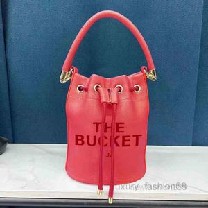 Bucket Bag Boodschappentassen Designer Bag Bucket Bags Tote Merk Designer Handtas Vrouwelijke strand Lente en zomer Shopping Crossbody tas vrouwen wa