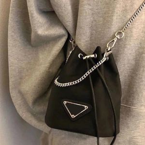 Emmertas Dames Designer Nylon Handtas Mini Tote Kleine S Lange ketting Schouder Crossbody Tassen Portemonnees