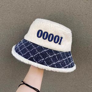 Chapeau de seau Casquette de boule de laine plate chapeaux à bord avare lettres Plaid pour hommes femme casquettes Casquette belle qualité