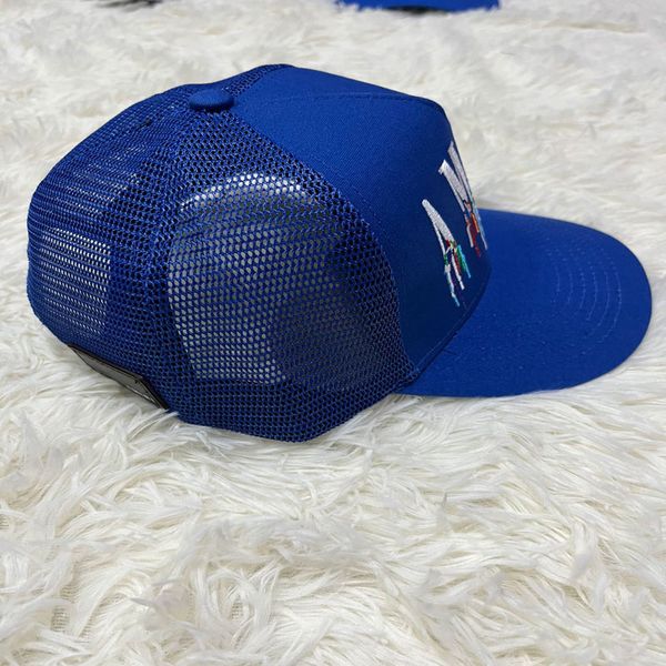 Sombrero de cubo Gorras de béisbol populares de calidad superior Lona de lujo Diseñadores de ocio Sombrero de sol de moda para deportes al aire libre Mujeres Hombres Sombrero de pescador con correa Famosa gorra de béisbol