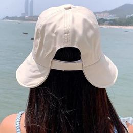 Chapeau de seau Femmes pliables chapeaux de soleil pliable pour les dames pêcheur coréen pêcheur capride corde réglable gorro sunhat 240430