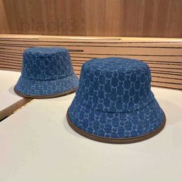 Chapeaux de seau Designer Wide Brim Hats femmes Coton Unisexe Caps plus jeunes Broad Salty Traveling Sun Protection Casquette lettre complète
