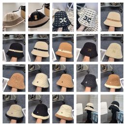 Sombreros de cubo Gorro Sombreros de ala ancha sombrero sombrero de invierno lujo CE Carta marca casual mezcla algodón moda sombreros callejeros logotipo de metal casqueta para hombres sombreros ajustados berretto