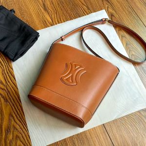 Cubo Cesta de fin de semana de lujo Bolsa de viaje Diseñador TRIOMPHE Embrague con cordón Bolso bandolera Moda de cuero genuino Bolso de hombre para mujer Bolsos de hombro con bandolera