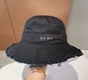 Cubo Sombrero de paja Visitante Visitante Mujeres Capacidades Hats Le Wide Bob para diseñador Brim Sun Evite Gorras Beach Beach Canvas Bucket Accesorios de moda diseñador