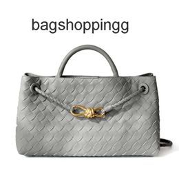 Boucle Qualité Nouveau Fourre-tout en cuir tissé Métal Lady Totes Sacs en peau de vache Sac Corde Haute Bottegs Femmes One Andiamo Venetass Ouest/Est Sac à main à bandoulière TNUV