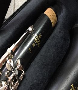 Buffet Crampon Paris E11 BB Clarinette Bakelite de haute qualité 17 touches B Instrument de musique à plat avec accessoires de porte-parole de boîtier1252790
