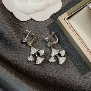 BUIGARI Boucles d'oreilles pendantes design jupe frangée pour femme T0P qualité Plaqué or 18K diamant luxe mode Ne se fanent jamais cadeaux premium 022