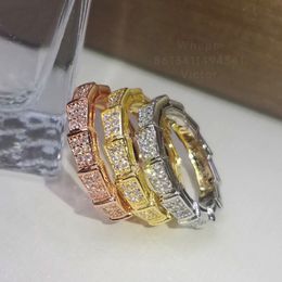 Buigari Serpentin Series Designer Ring pour femme Diamond Gold plaqué 18k High Counter Quality Style Bijoux Luxury Exquis Gift 034