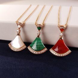 Buigari rok serie Designer ketting voor vrouwelijke fan -vormige malachiet goud vergulde 18K hoogste aanrechtkwaliteit mode klassieke stijl premium geschenken 013