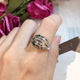 Buigari Snake Head Series Ring de diseñador para mujer Diamond Gemstone Tamaño 6 7 8 para el hombre Gold Sled 18K Reproducciones oficiales de estilo clásico Regalo exquisito 001