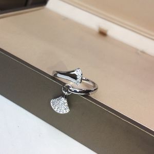 Buigari Topkwaliteit Ring Luxe Sieraden Dames 18K Vergulde Designer Officiële Reproducties Hoogste Teller Kwaliteit 5A Ringen Custom Gravure Uw naam