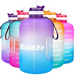 BuildLife 1 Gallon Waterfles met Straw Time Marker 3.78L 2.2L 1.3L Een gratis plastic grote capaciteit Fitness Sport Buitenjugs 220418
